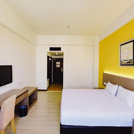 Hotel Sentral Melaka @ City Centre Экстерьер фото