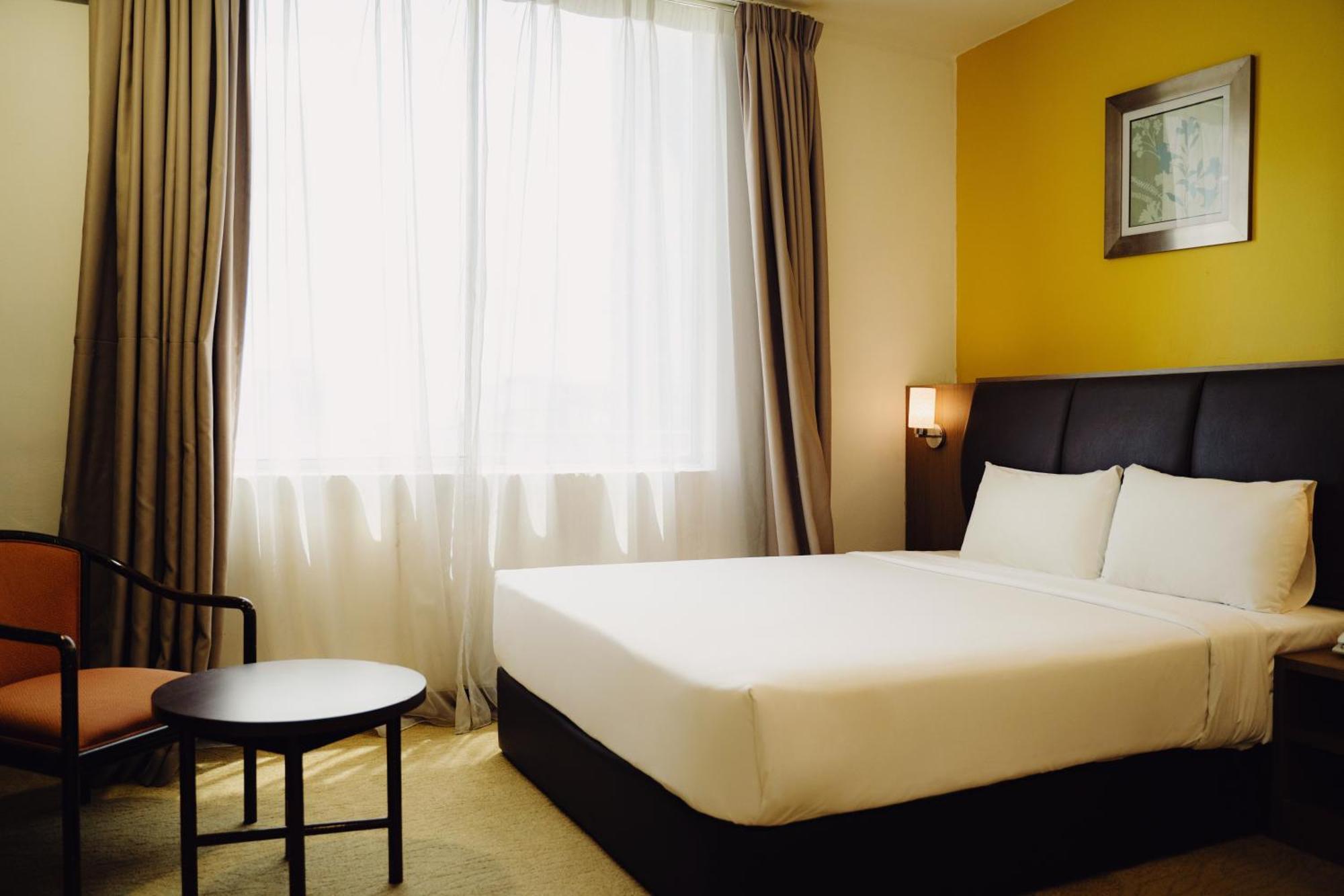 Hotel Sentral Melaka @ City Centre Экстерьер фото