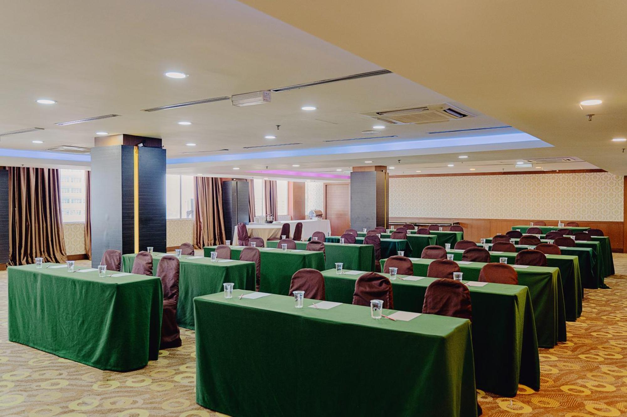 Hotel Sentral Melaka @ City Centre Экстерьер фото